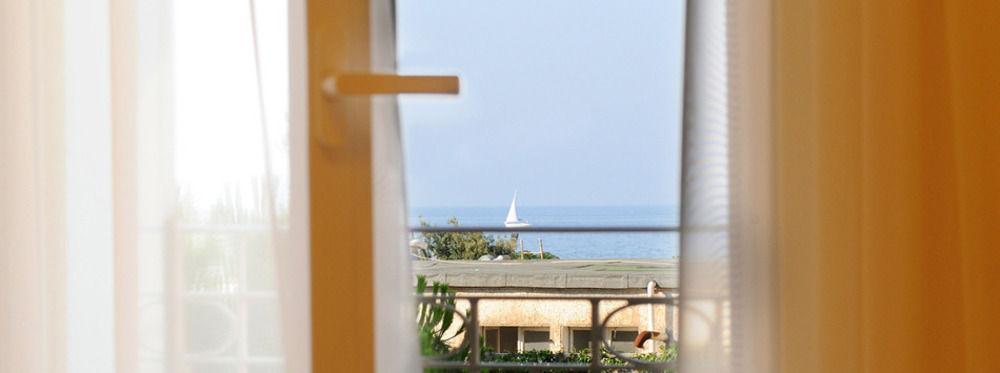 Residence Suite Smeraldo Riccione Exterior foto